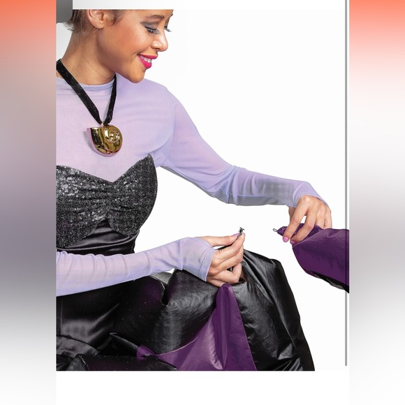 Ursula Costume - Picture 8 of 9